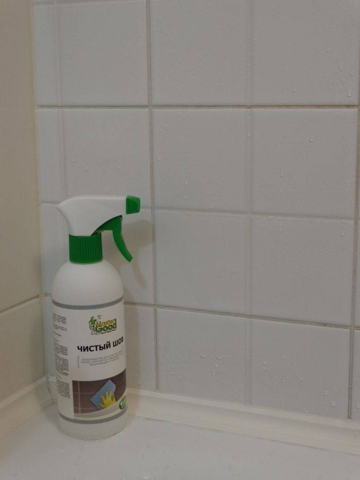 Как очистить плесень в ванной между плитками на стене: обзор эффективных средств