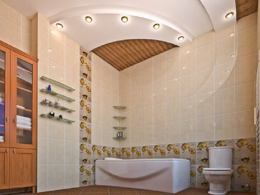 Дизайн потолка в ванной. типы конструкций и выбор материалов