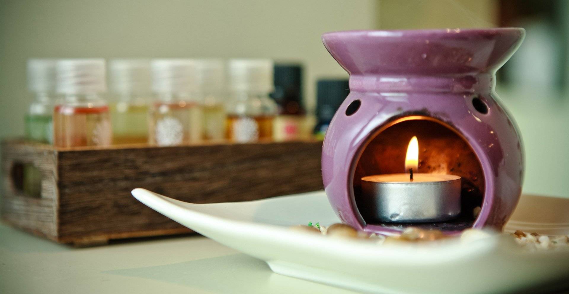 Как сделать приятный запах в квартире: аромамасла, саше или помандер