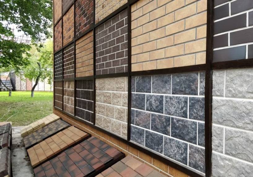 Керамическая фасадная плитка: разновидности, дизайн, техника создания обшивки фасада дома