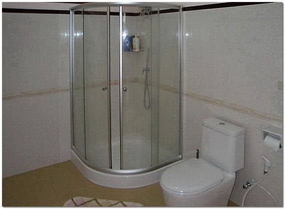 Комбинированная душевая кабина с ванной — особенности, преимущества и недостатки, отзывы владельцев