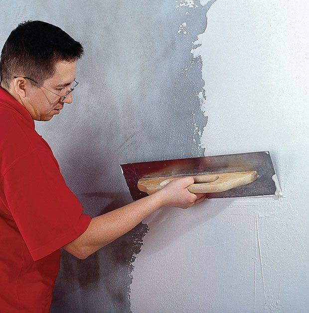 Шпаклевание стен своими руками, как шпаклевать стены под обои, под покраску | советы хозяевам.рф