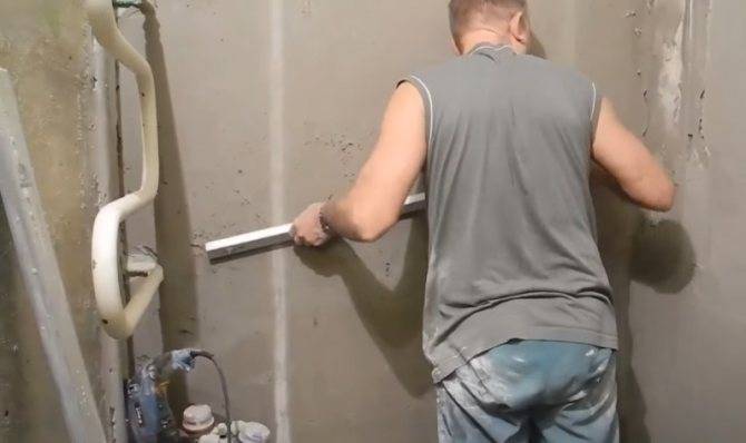 Способы выравнивания стен под укладку плитки в ванной