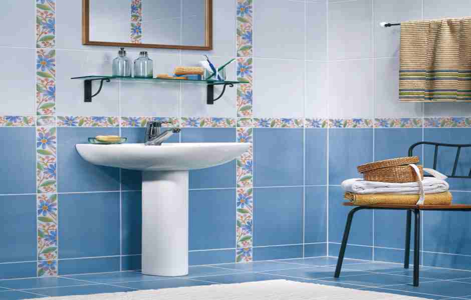 30 вариантов укладки плитки в ванной