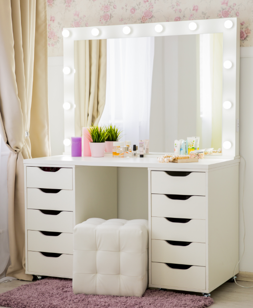 Столик для макияжа с зеркалом с подсветкой, особенности, требования